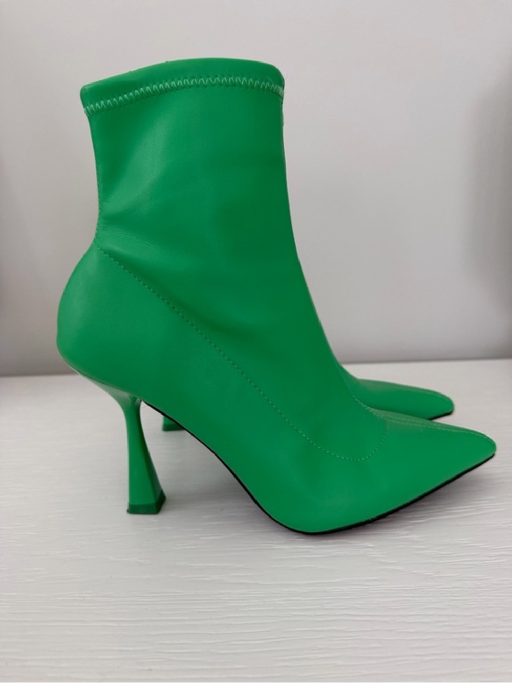 Bar III Green Pointed Toe Sculpted Stiletto Ankle Boots